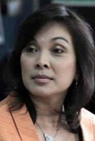 Loren Legarda as Loren Legarda in Markova: Comfort Gay 2000
