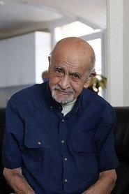 Khosro Bamdad as Manuchehr Asef in Obit 2014