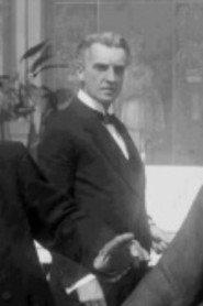 John Timrott as  in Ontmaskerd 1915