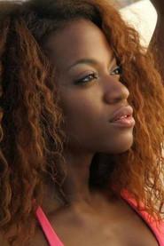 Yohana Allen as  in Ti stimo fratello 2012