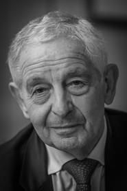 Ivan Levaï as Self in 10 mai 1981, le jour du grand soir 2021