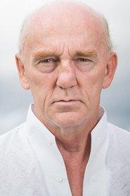 Romuald Kłos as Pit in L'inverno 2002