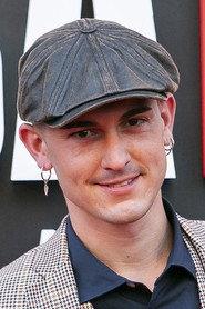 Ahikar Azcona as Raúl in Casa Beraza 2023