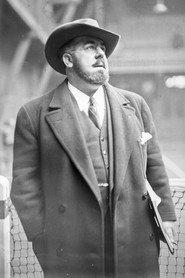 Nicolas Redelsperger as Jules Tapinois in Amour et carburateur 1925