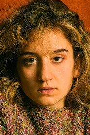 Meryem Öz as Amalia in Am Ende der Worte 2021