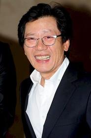Lee Hee-do as Lawyer Min in My Scary Girl 2006