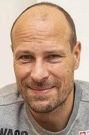 Lars Jørgensen as Jacob, Axel's son in Grand Hotel 2016