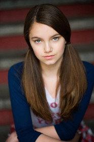 Mia Komsky as MiMi in Pals 2016
