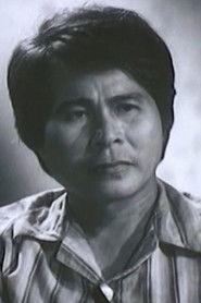 Hoàng Long as Hinh in Return to the Sedge Fields 1973