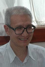 Qi Mo as 知识分子 in The Troubleshooters 1988