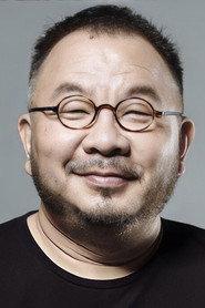 Yongyoot Thongkongtoon as Himself in 36 Live in Busan 2020