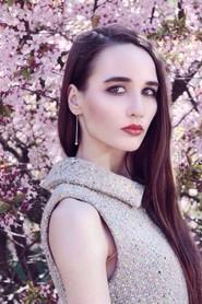 Oksana Karpenko as Agnès in PostMorteM 2022