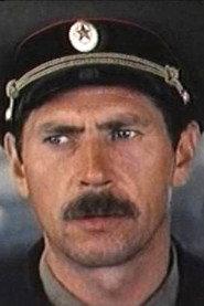 Vasiliy Popov as kapitan Pavel Prokhorovich Ordyntsev, komandir roty in Attack 1986