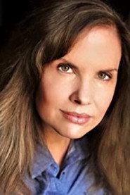 Lisa Arcaro as Robin in Share or Die 2021