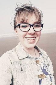 Sophie Ellen Buxton as Sam in Sam 2016