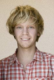 Simon Jensen as Ben in Too Close 2017