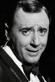 Joaquín Prat as TV Host in En un mundo nuevo 1972