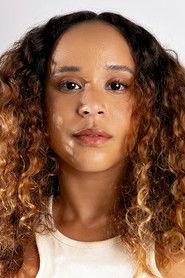 Mari Oliveira as Vera in Soul's Peak 2025