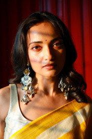 Preeti Sarkar as Shreya in Mon Maaney Naa 2026