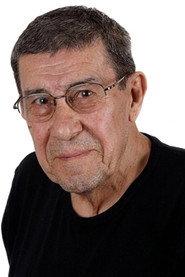 Zihni Göktay as Burhan in Oregon 2023