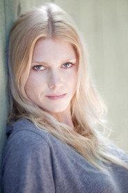Lauren Schneider as Jennifer in Among Brothers 2005