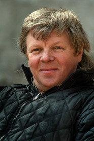 Sergey Astakhov as self in How «Brother 2» Was Filmed 2000