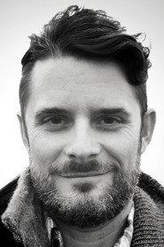 Nicolas Charbonneaux as Soru (voice) in The Gulf 2014