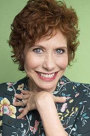 Cheryl Stern as Miss Shapiro / Pedicurist / Sadie in The Women 2002