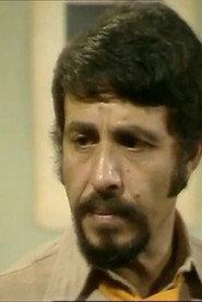 Mokhtar Amin as المهندس عادل شقيق فريد in El Ragol El Thaalab 1962