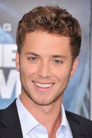 Jeremy Sumpter as Peter Pan in Peter Pan 2003