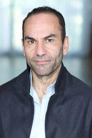 Farid Bouzenad as Le commissaire in The Crusade 2021