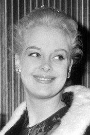 Virginia Vernon as Polly Smith in The Millionairess 1960