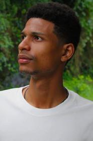 Ricardo Steff as Homem in Each One’s Paradise 2025