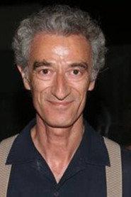 Kostas Flokatoulas as Άστεγος in Thursday the 12th 2014