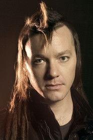 Robin Finck as in Nine Inch Nails & David Bowie: Dissonance 1995