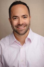 Michael Gillespie as Pete Levins in Just Sign It 2013