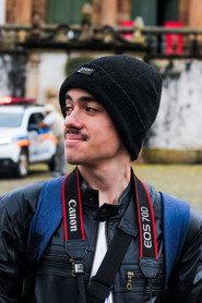 Pedro Machado as Carl in Eu Vi Ele 2025