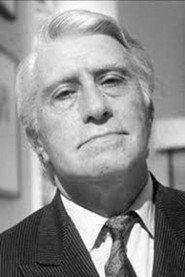 Pablo Sanz as Secuaz de Kalman 1 in Red Lips 1960