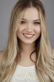 Julia Beautx as Titti in The Most Beautiful Girl in the World 2018