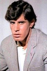 Blas Romero 'El Platanito' as Blas in Jugando a morir 1966