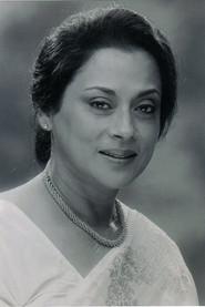 Jayasree Kabir as Nandita in Picnic 1972