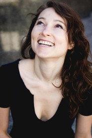 Janina Elkin as Carola Jurgan in Full Moon 2017