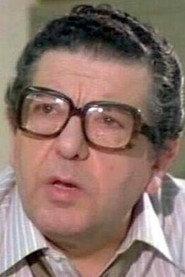 Josep Maria Angelat as Padre Alberto in El mujeriego 1964