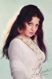 Zaheera as Vandana in Aadmi Sadak Ka 1977