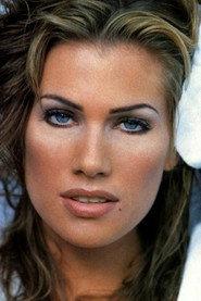 Elizabeth Nottoli as Kelly; Michelle in Christmas Vacation '95 1995
