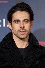 Emmanuel Esparza as Javier in Cuerpo a la carta 2007