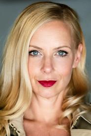 Esther Kuhn as Jakobs Sekretärin in Mit einem Schlag 2008