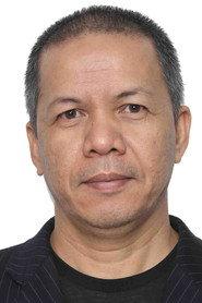 Gie Onida as Andeng's Husband in Fan Girl 2020