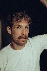 Jakob Tögel as Vincent van Gogh in Vincent van Gogh 2021