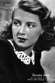 Fioretta Dolfi as Rosetta in La donna è mobile 1942